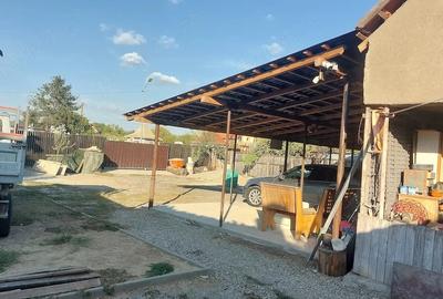 Casă cu Teren 690 Mp în Central