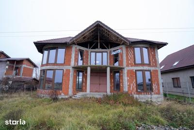 Casă cu 7 camere cu Teren 530 Mp în Sânmartin - 10
