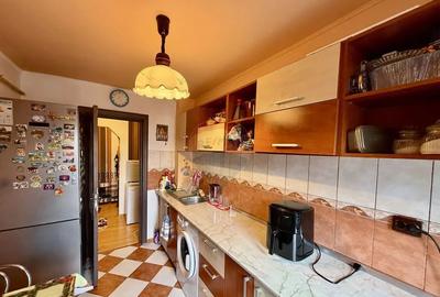Apartament cu 3 camere decomandat în Central - 2