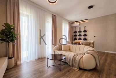 Apartament cu 3 camere semidecomandat, mobilat în Calea Turzii