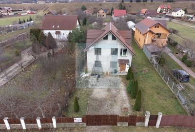 Casă individuală cu 5 camere cu Canalizare în Tărlungeni - 2