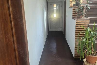 Casă cu Teren 164 Mp în Delfinariu - 3