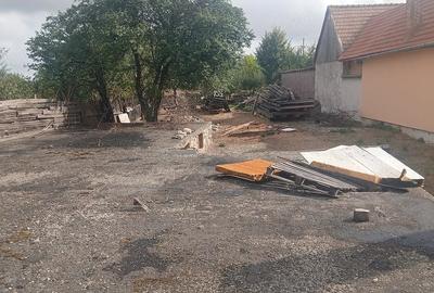 Teren de 233 mp, în Orlat
