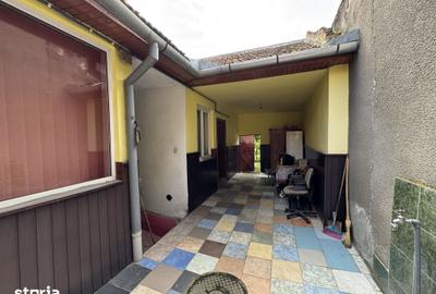 Casă cu 3 camere cu Teren 417 Mp în Central