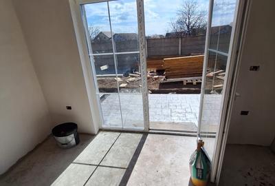 Duplex cu 3 camere cu Canalizare în Sânandrei - 5