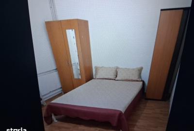 Garsonieră decomandată în Tei