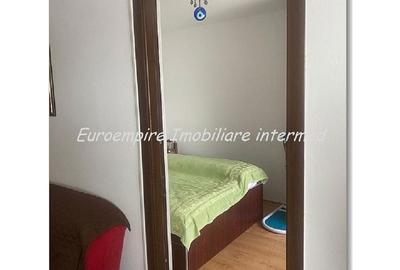 Apartament cu 2 camere semidecomandat în Km 4