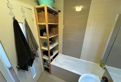 Apartament cu 3 camere decomandat în Tractorul - 6