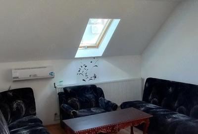 Casă cu 6 camere cu Teren 300 Mp în Central