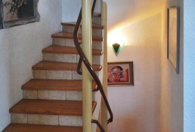 Casă în Topoloveni - 3