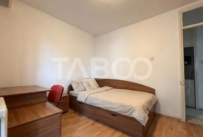Apartament cu 4 camere decomandat în Bulgaria