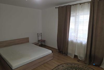 Garsonieră decomandată în Prundu