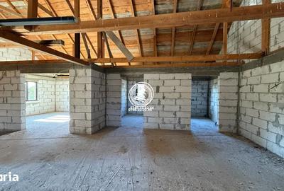 Casă cu 6 camere cu Teren 750 Mp în Ungheni