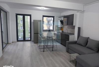 Apartament cu 2 camere semidecomandat, mobilat în Tractorul