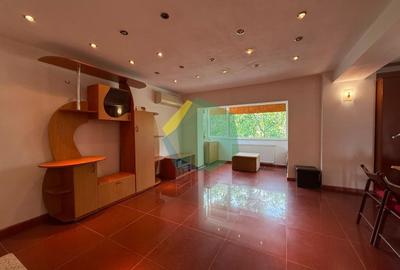 Apartament cu 4 camere în Central