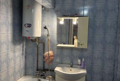Apartament cu 2 camere decomandat, mobilat în Exterior Vest
