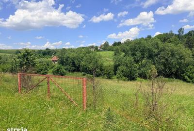 Teren de 2162 mp, în Șcheia