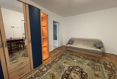 Apartament cu 2 camere decomandat în Exterior Vest