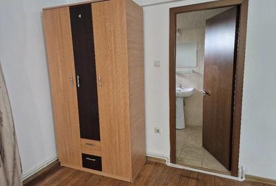 Casă cu 10 camere cu Teren 300 Mp în Central - 9