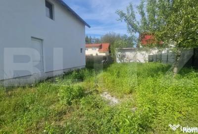 Casă cu 4 camere cu Teren 420 Mp în Stupini