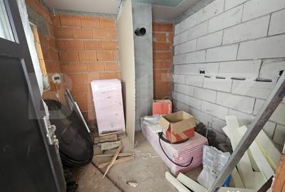 Casă cu 4 camere cu Teren 500 Mp în Jelna - 3
