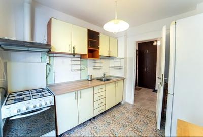 Apartament cu 3 camere decomandat, mobilat în Crângași - 9