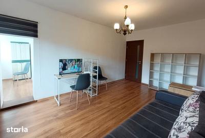 Apartament cu 2 camere decomandat în Astra