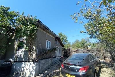 Casă cu 3 camere în Aninoasa - 2