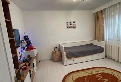 Apartament cu 3 camere decomandat în Nord - 2