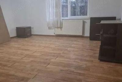 Casă cu 4 camere cu Teren 200 Mp în Central - 7