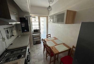 Apartament cu 2 camere decomandat în Central - 3