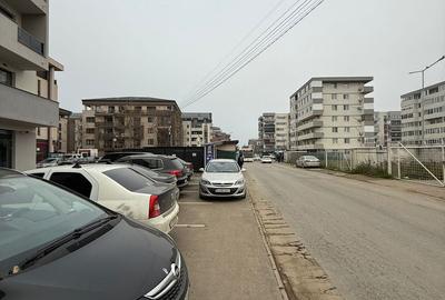 Spațiu comercial, de 52 mp, în Central