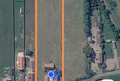 Casă cu 4 camere în Mărcuș