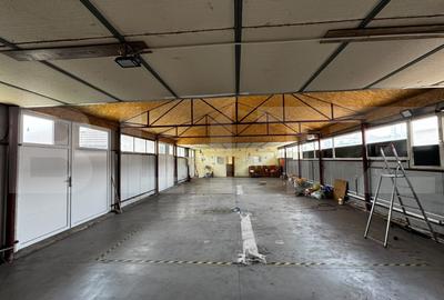 Spațiu industrial, de 200 mp, în Central