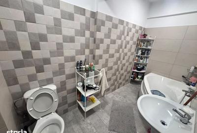 Apartament cu 3 camere decomandat în Dobroești