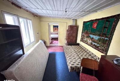 Casă cu 2 camere în Central