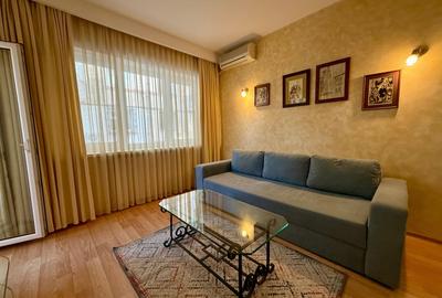 Apartament cu 2 camere decomandat în Peninsula
