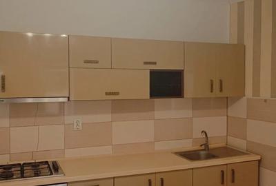 Casă cu 5 camere în Central - 3