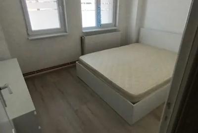 Apartament cu 2 camere decomandat în Traian - 1