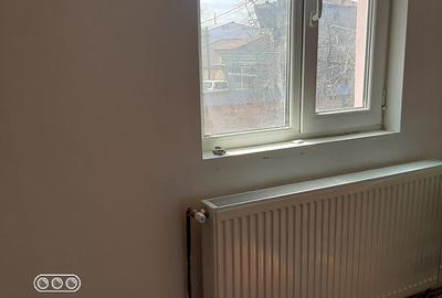 Casă cu 5 camere cu Canalizare în Giulești - 4