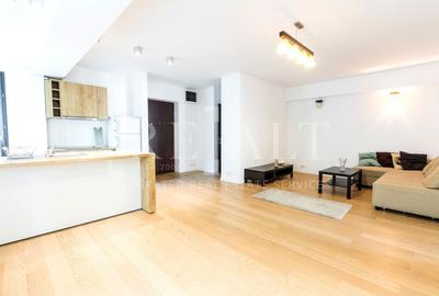 Apartament cu 3 camere semidecomandat, mobilat în Dorobanți
