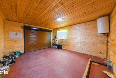 Casă cu 2 camere cu Teren 3100 Mp în Cornești - 1