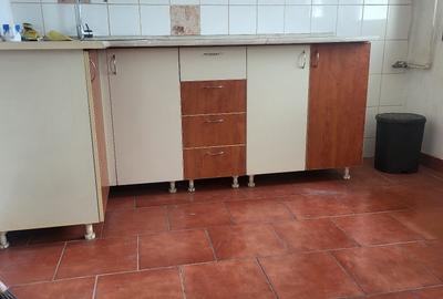 Garsonieră decomandată în Obor
