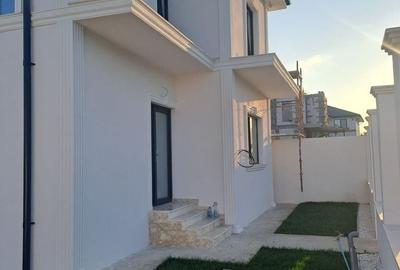 Casă cu 4 camere cu Teren 200 Mp în Lumina