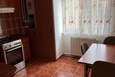 Apartament cu 2 camere decomandat în Central - 3