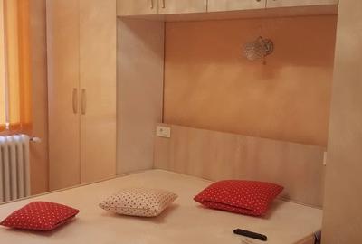 Apartament cu 2 camere decomandat în Unirii
