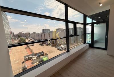 Apartament cu 2 camere decomandat în Pipera
