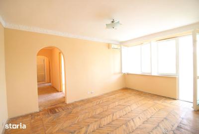 Apartament cu 3 camere semidecomandat în Țiglina 3