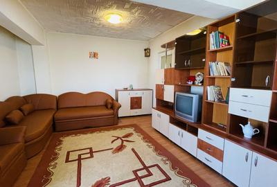 Apartament cu 3 camere decomandat în - 1
