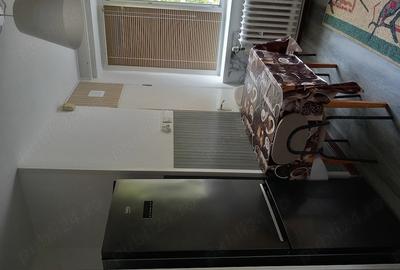 Apartament cu 2 camere semidecomandat în Hipodrom